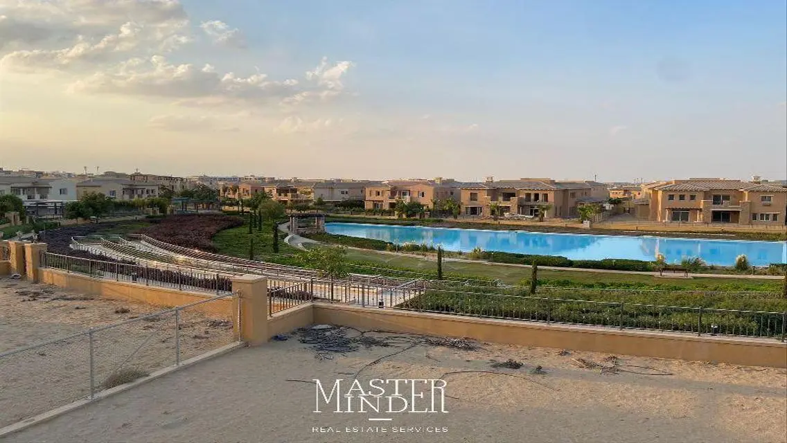 عقار متميز للبيع