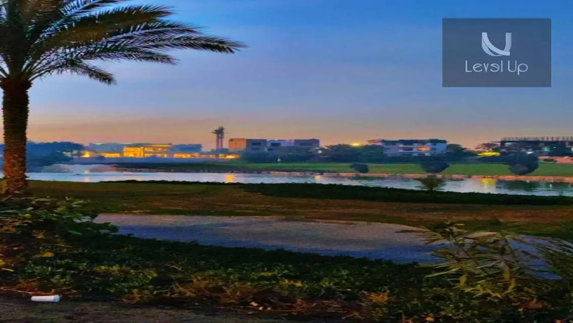 Land with garden for sale in West Golf Bahri
