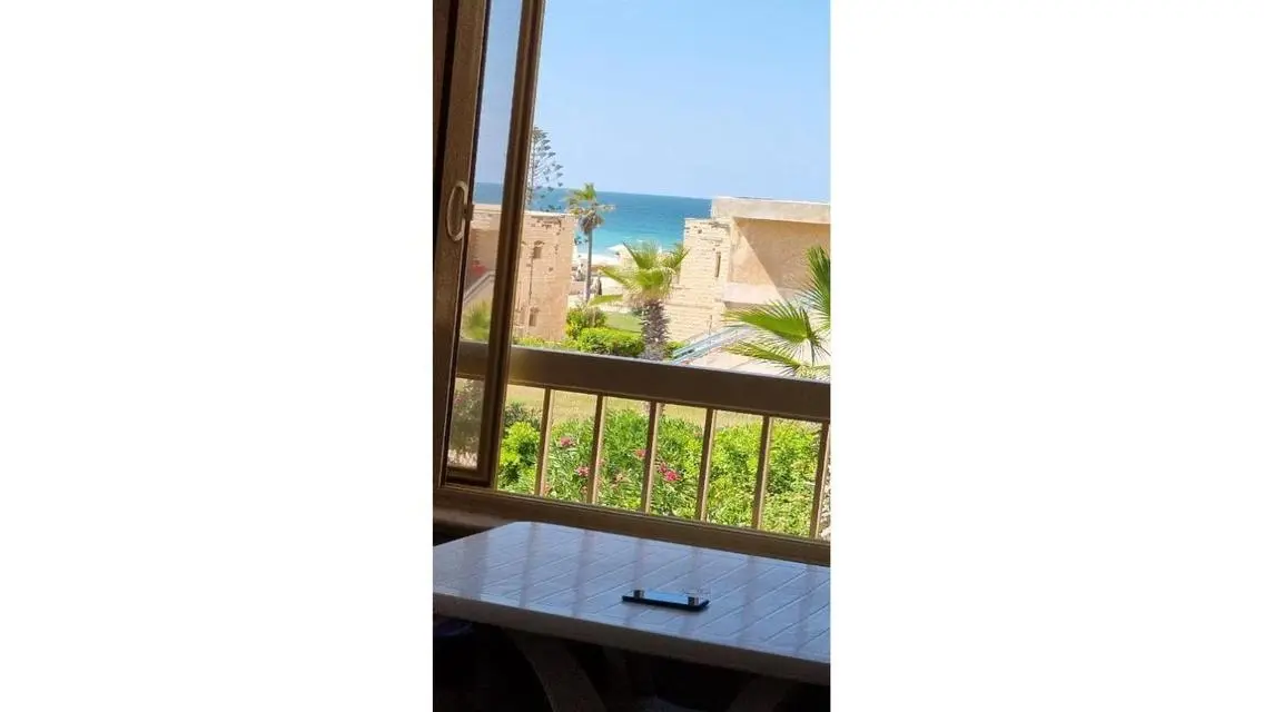 شقة فاخرة للايجار مطلة على معلم رئيسي