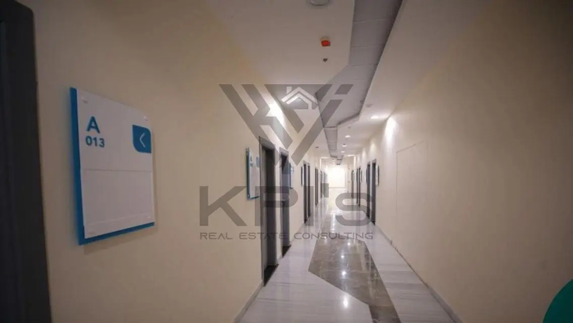 RTM FF with AC&#39;s Clinic 3R for rent prime location