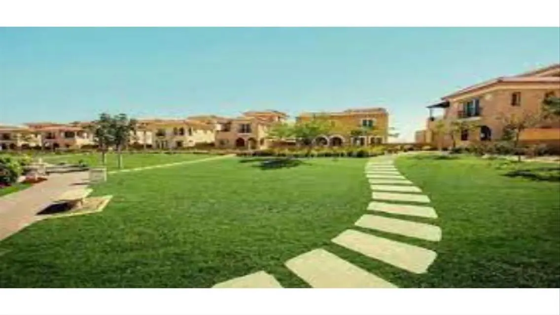Lowest price town 270m sale Hyde Park
