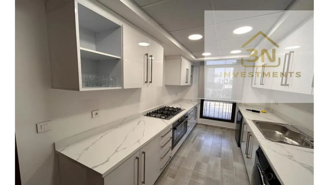 Luxury Apartment With Garden - Fully Furnished