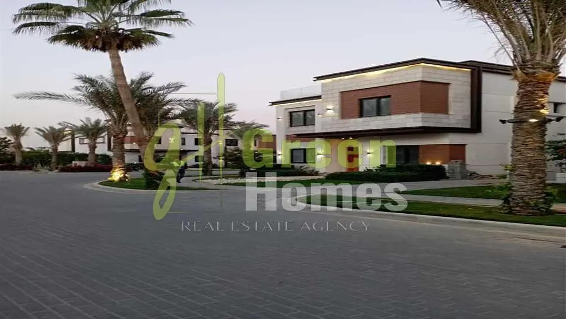 Exclusive Town House for Sale in Azzar 2