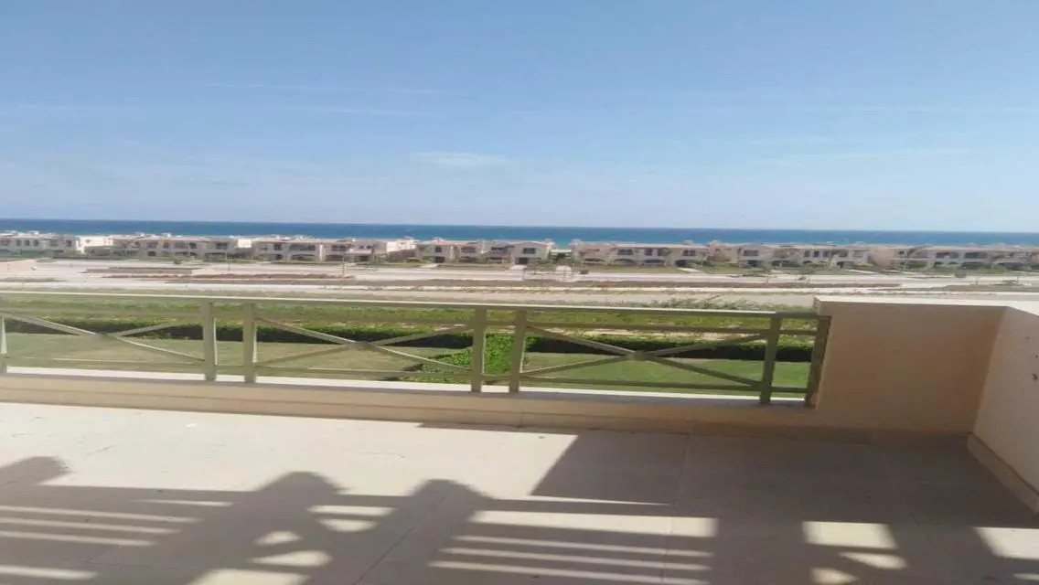 Chalet for sale with sea view in La Vista 6 Ain So