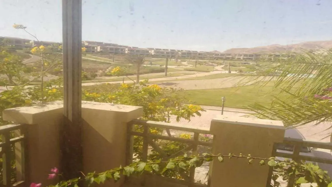 Chalet for sale with sea view in La Vista 6 Ain So