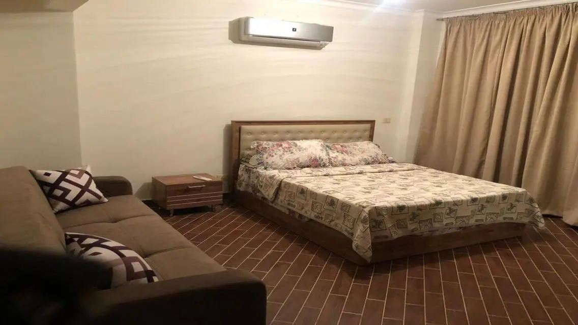 شاليه للبيع متشطب بالفرش في تلال العين السخنة