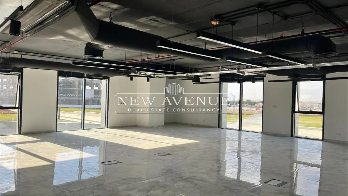 Office 125m | Rent | Hydepark | New Cairo