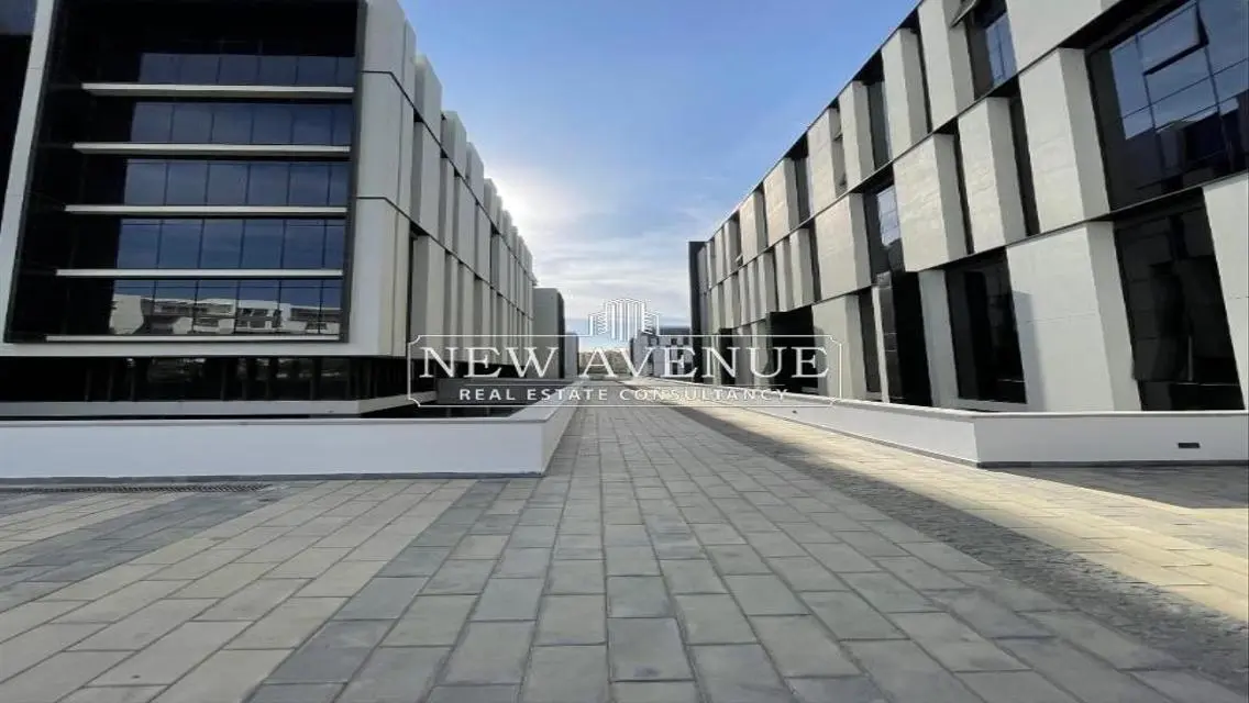 Office 125m | Rent | Hydepark | New Cairo