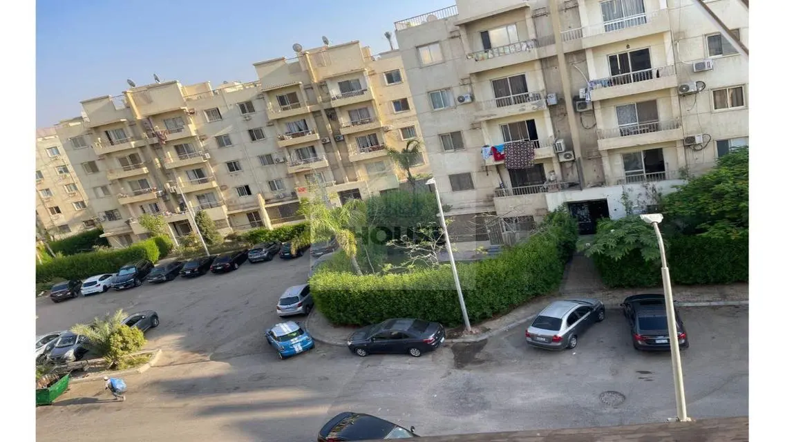 Apartment for Sale in El Mostakbal, Sheikh Zayed