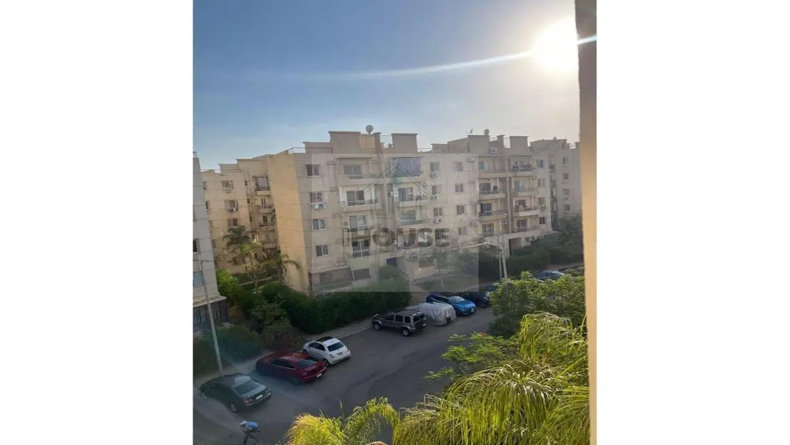 Apartment for Sale in El Mostakbal, Sheikh Zayed