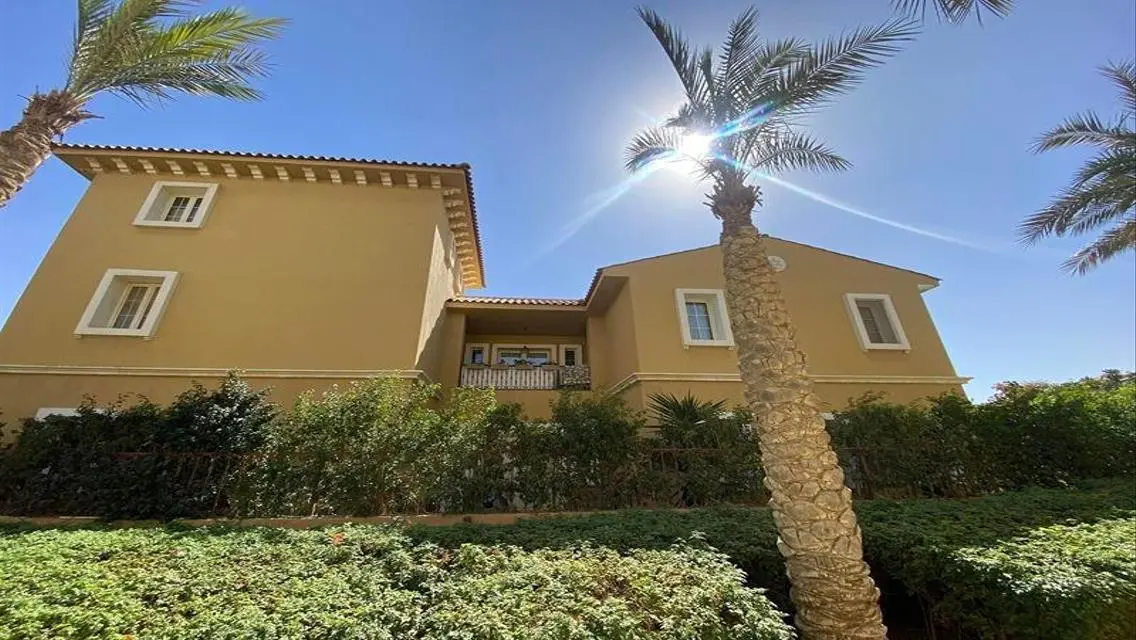 Luxury Home 370 sqm in Hyde Park