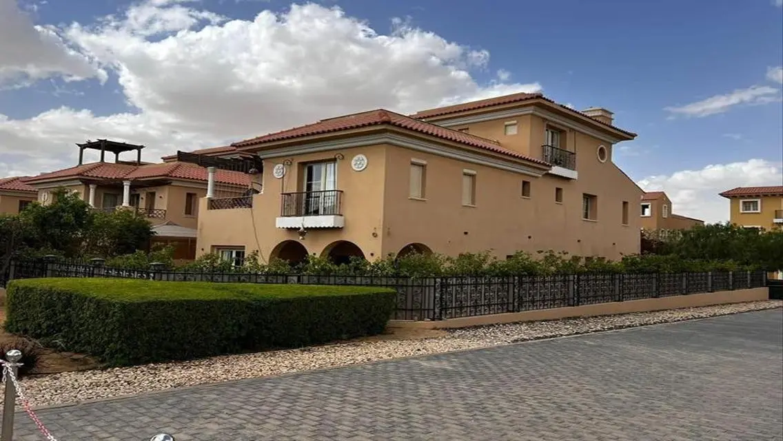 Luxury Home 370 sqm in Hyde Park