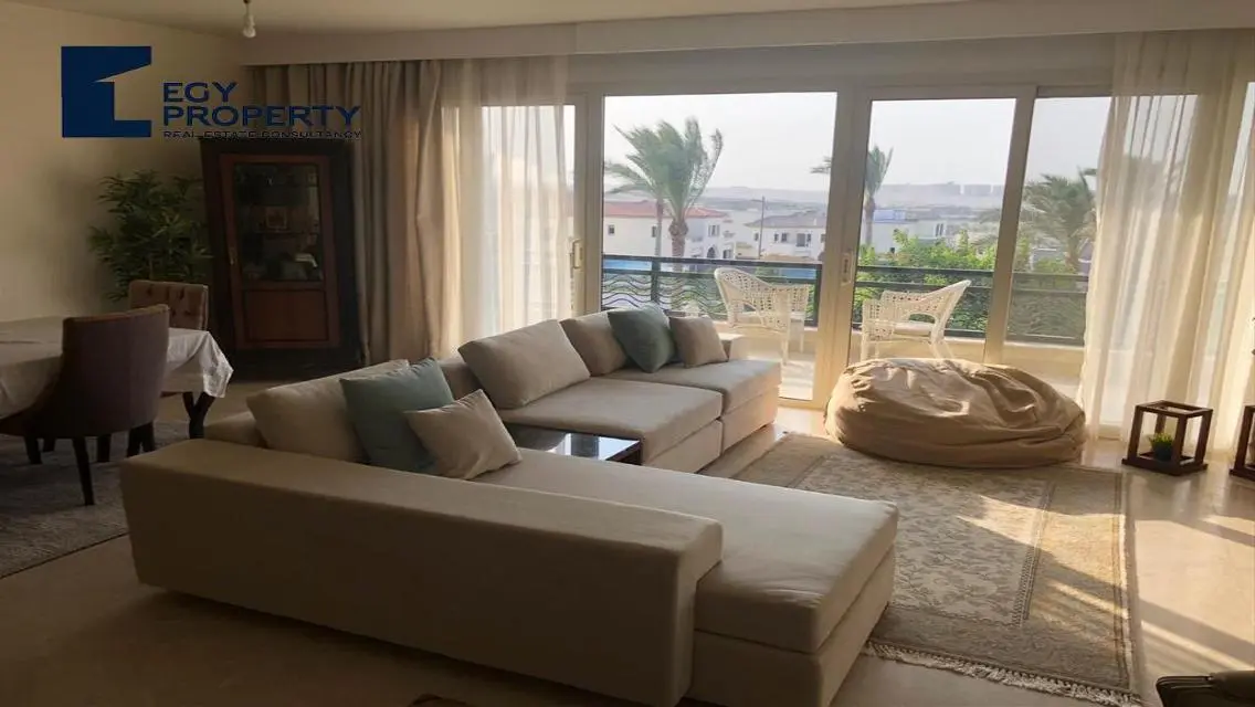 باقل سعر شقه للبيع مباشره علي الجولف من المالك