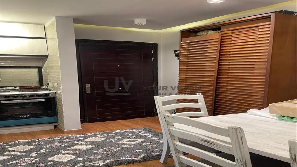 Luxury Apartment with Stunning View - B12-74