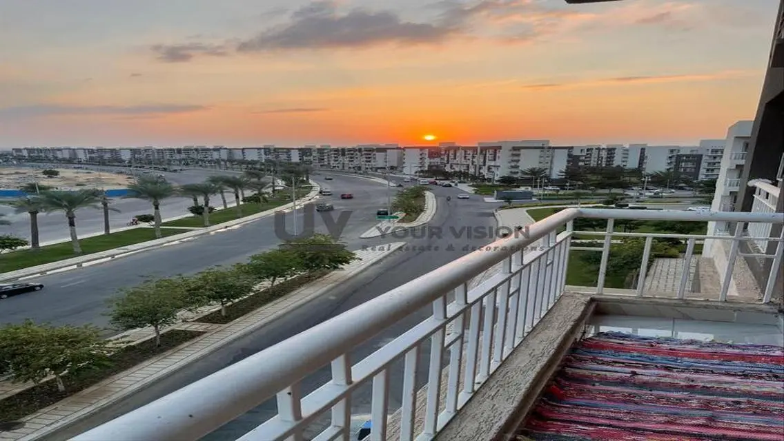 Luxury Apartment with Stunning View - B12-74