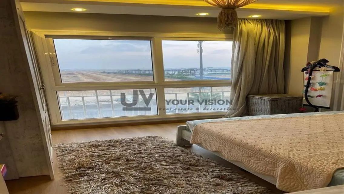 Luxury Apartment with Stunning View - B12-74
