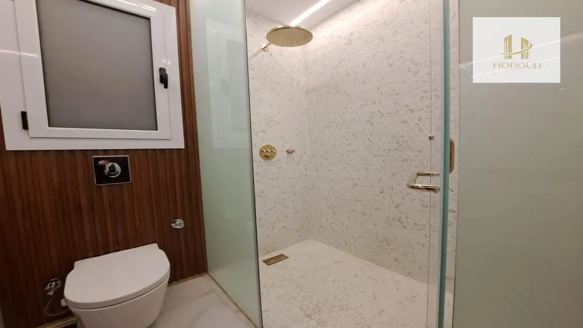 Luxurious Villa with Private Garden and Full Services
