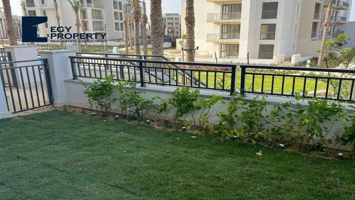 بسعر القديم شاليه مفروش بالكامل  بالتقسيط حتى 2027