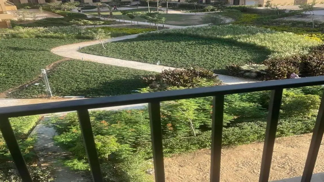 فاملى هاوس متشطب فى اكتوبر