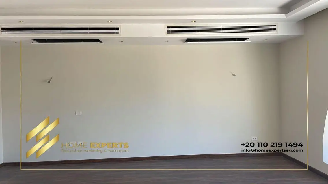 Luxury Apartment for Rent with Lake View