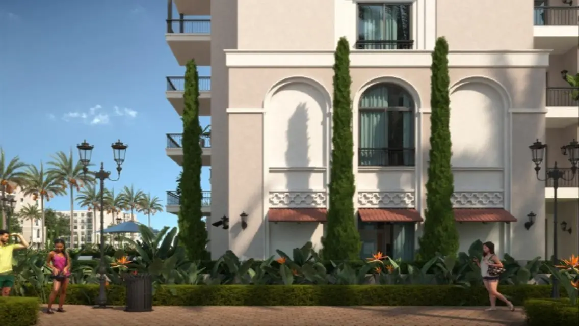 Luxury Apartment with Lake View