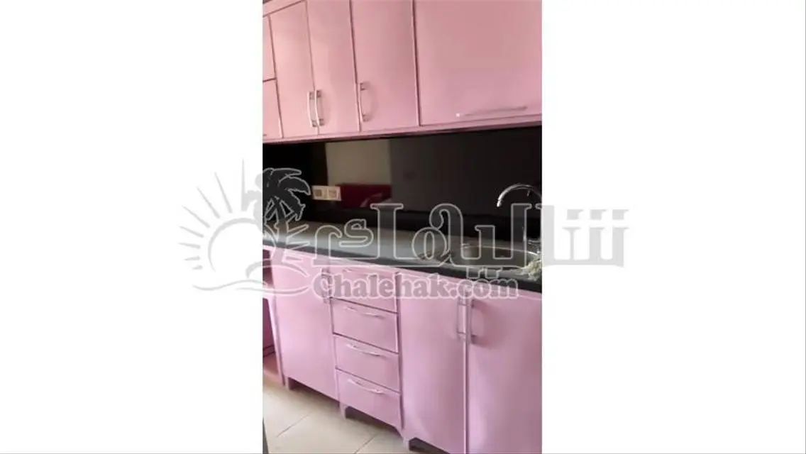 شقة فاخرة مع مناظر رائعة للبيع