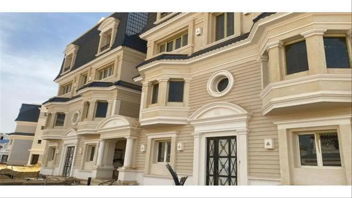 Luxury Villa for Sale - 220 Sqm with Premium Amenities