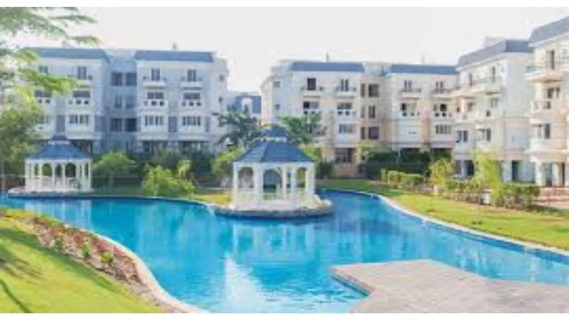 Townhouse Middle for sale Mountain View 4 Compound