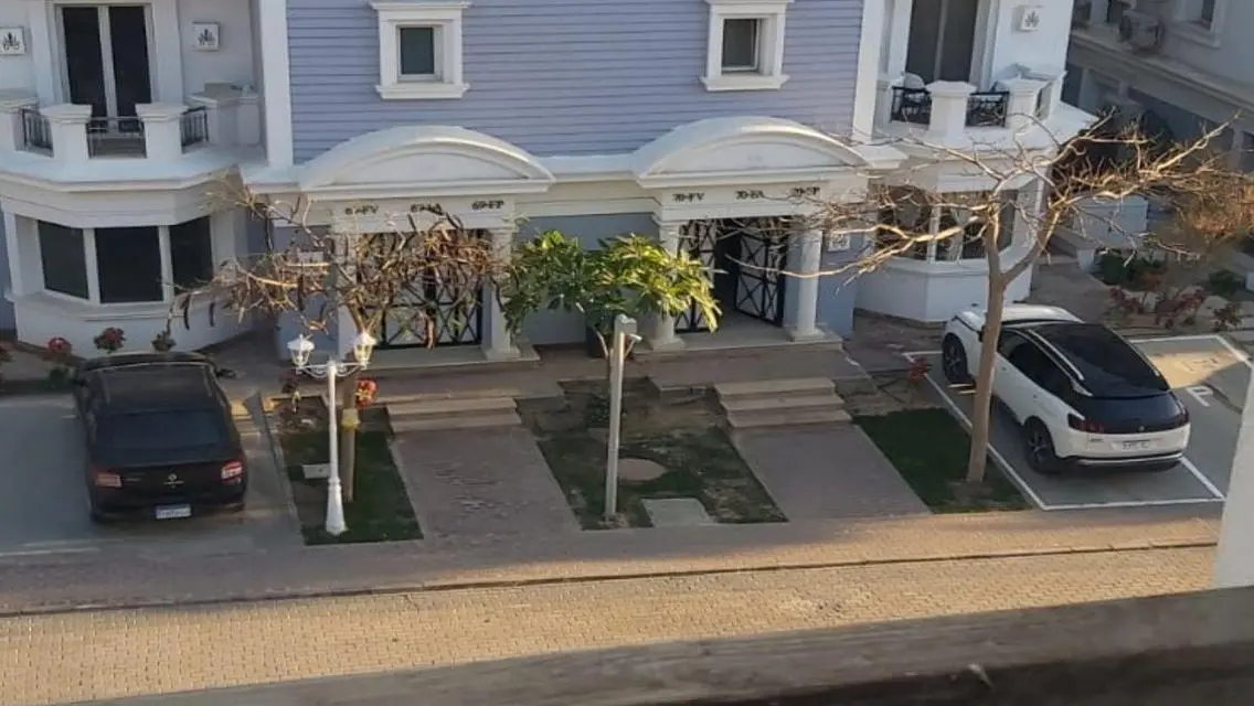 Villa for sale in Giza Plateau, near New Giza.
