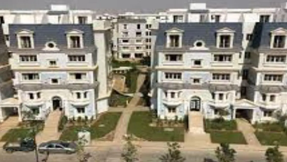 Villa for sale in Giza Plateau, near New Giza.