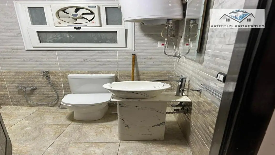 Luxury Apartment in the Heart of the City -70-11