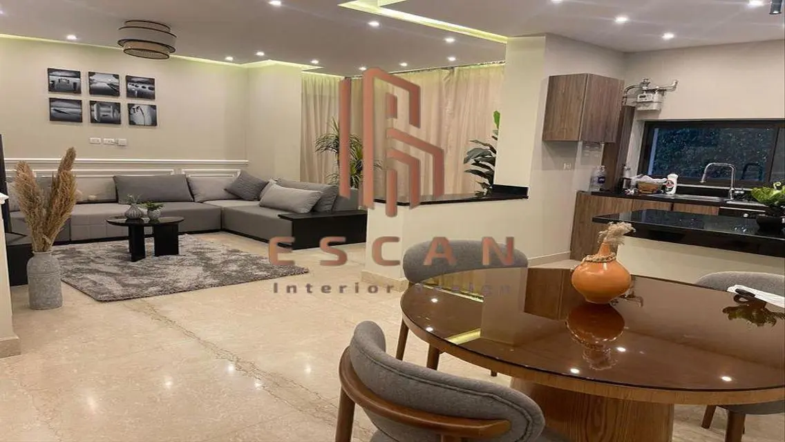 Contemporary Apartment in the Heart of the City