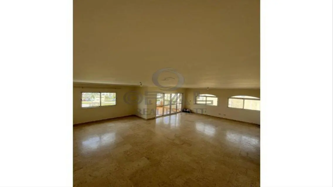 Apartment for Rent in Beverly Hills