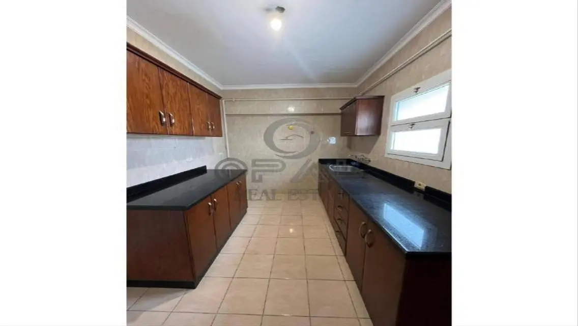 Apartment for Rent in Beverly Hills