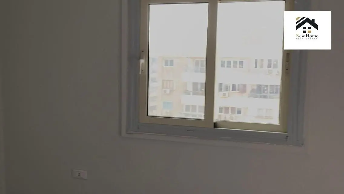 فيلا رائعة بتصميم مذهل مع كل المرافق
