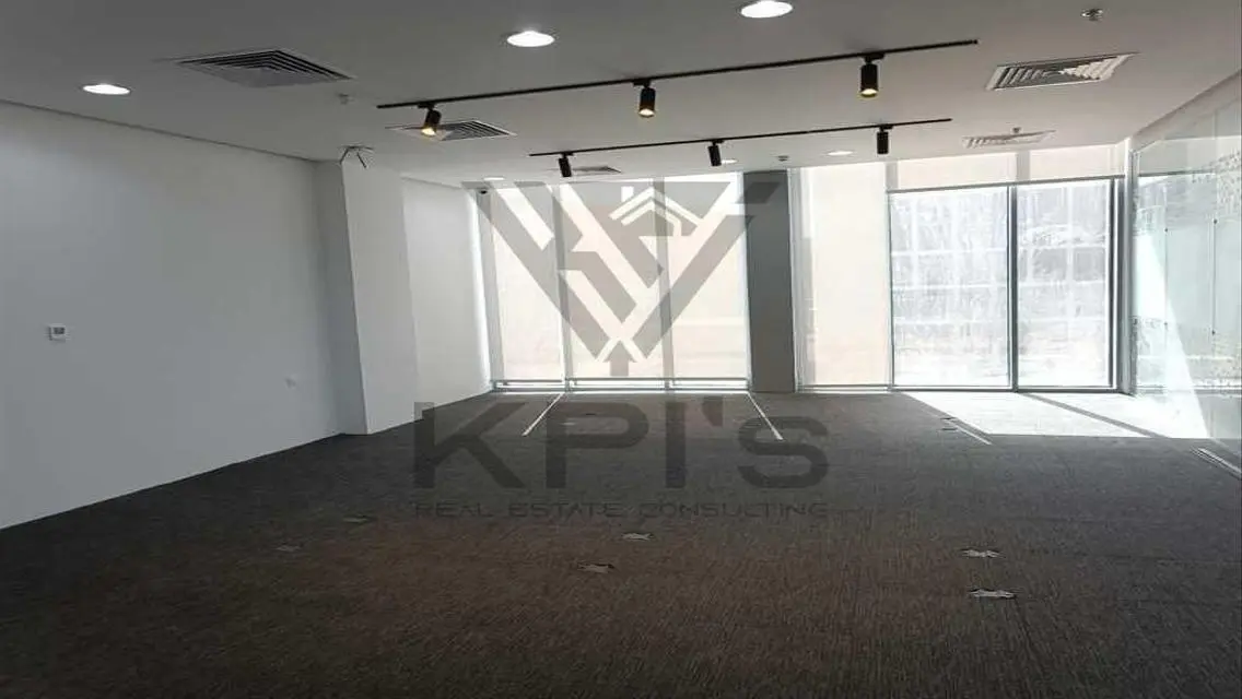 Spacious 3-Bedroom Apartment in a Prime Location