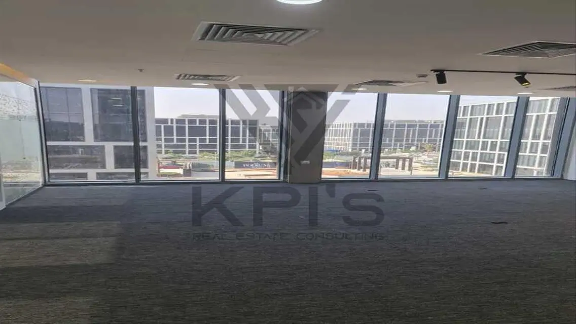 Spacious 3-Bedroom Apartment in a Prime Location