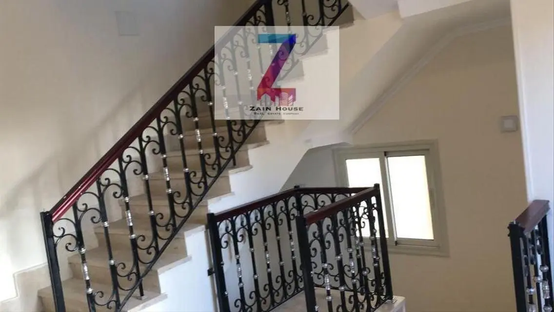 Luxury Apartment for Sale with Balcony - 260 sqm