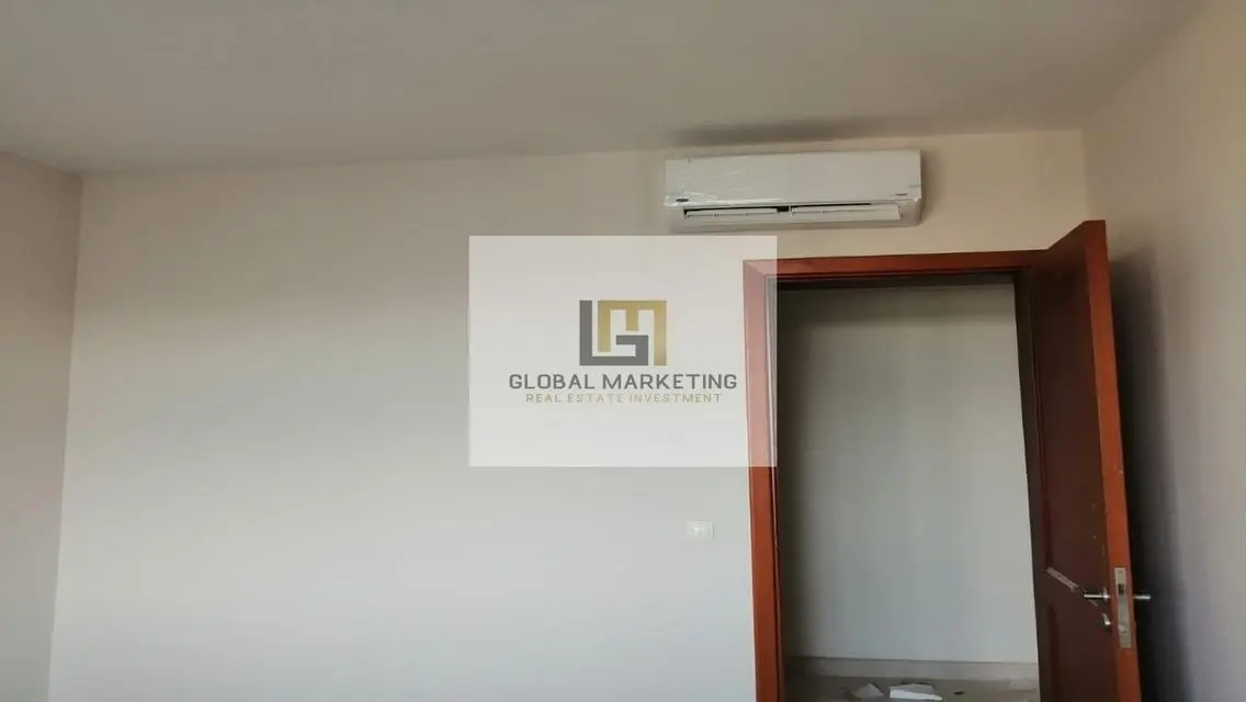 Luxurious Apartment with 49000 sqm Space