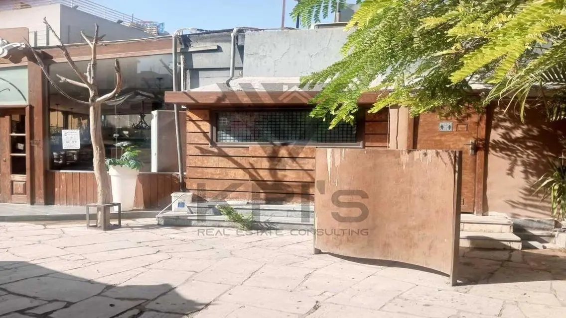 Shop at lowest rental price Prime location On 90th