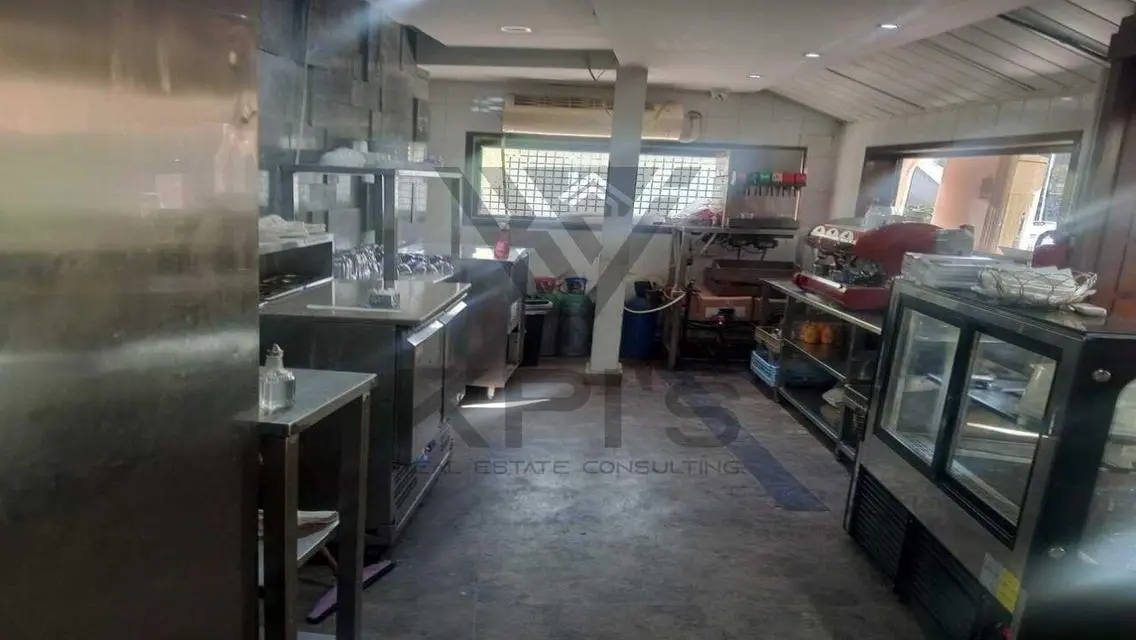 Shop at lowest rental price Prime location On 90th