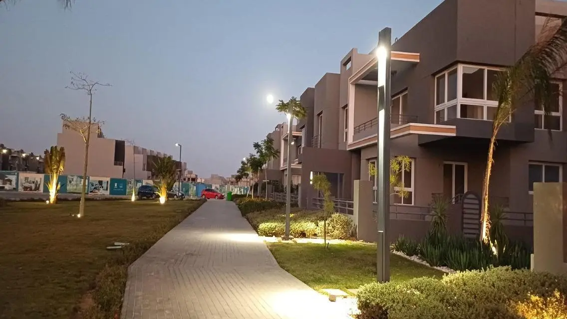Apartment For Rent in Kayan compound with garden
