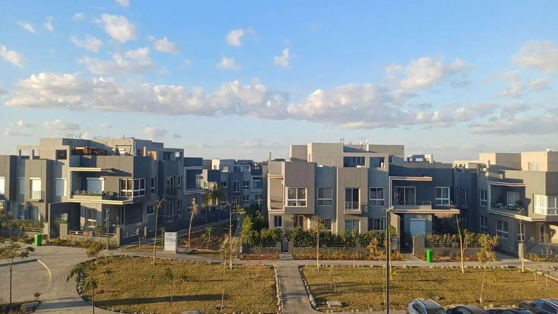 Apartment For Rent in Kayan compound with garden