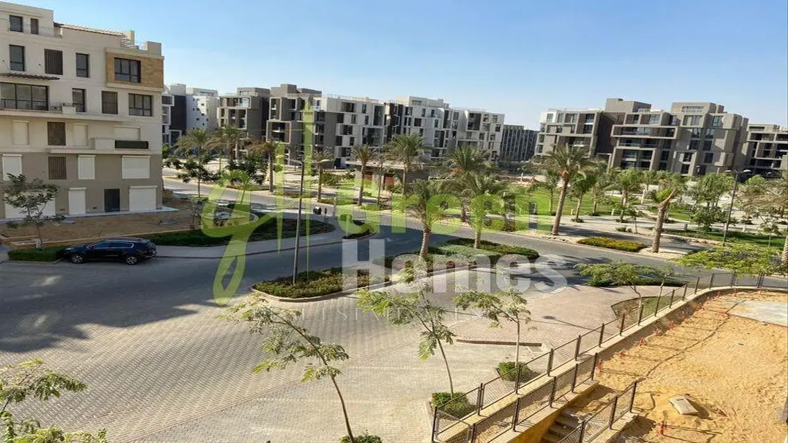 Luxury Apartment for Sale in Green Home