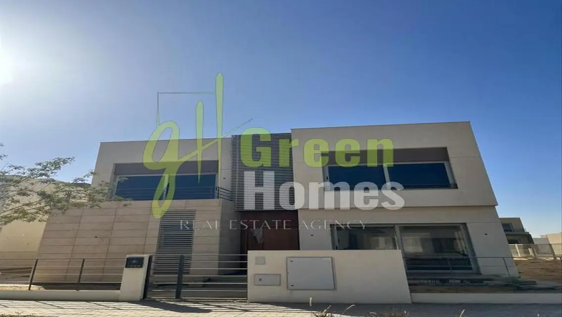 Townhouse in Palm Hills New Cairo - Prime Location