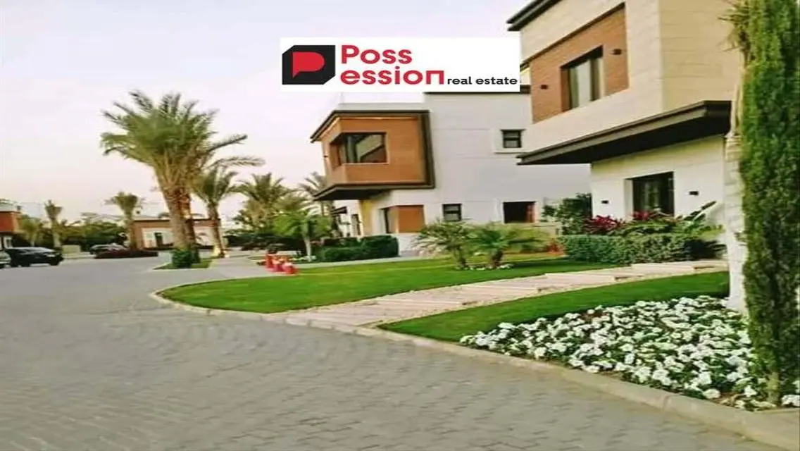 Apartment 3-rooms for sale front of Hyde Park