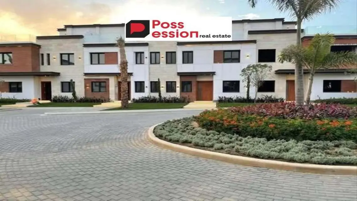 Apartment 3-rooms for sale front of Hyde Park