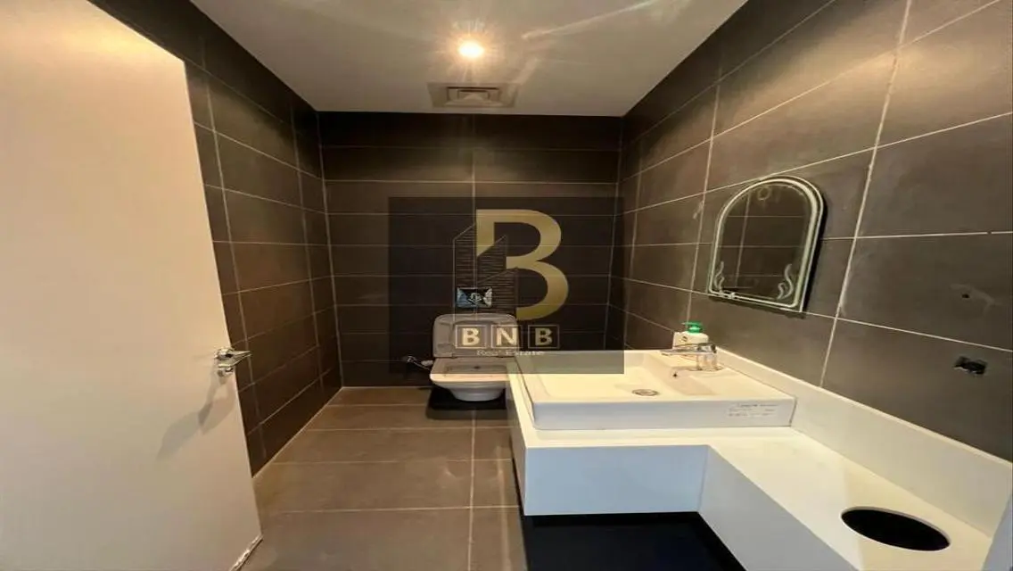 Finished Office Space 200sqm in 90th New Cairo