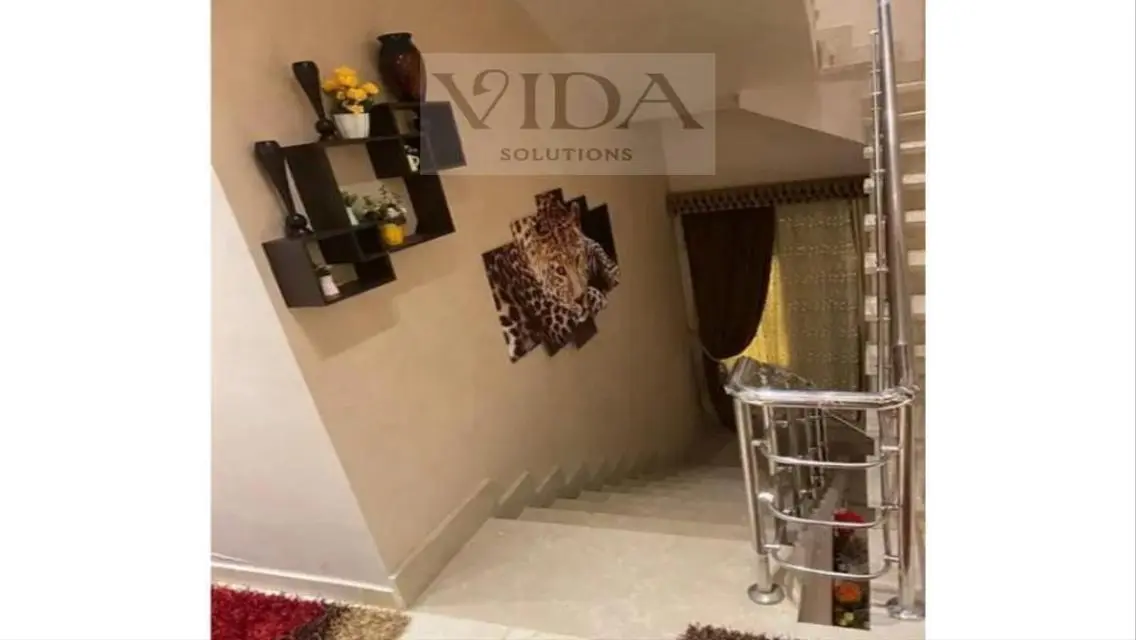 فيلا فاخرة للبيع بمساحة متر 548