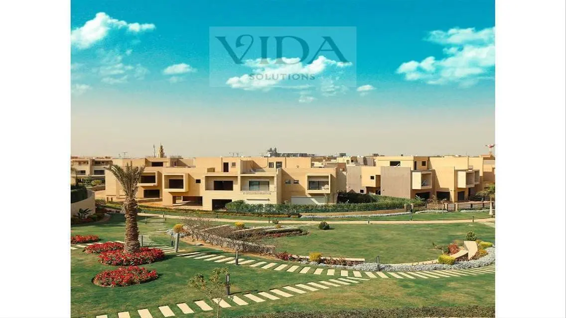 225 sqm apartment with garden, immediate receipt